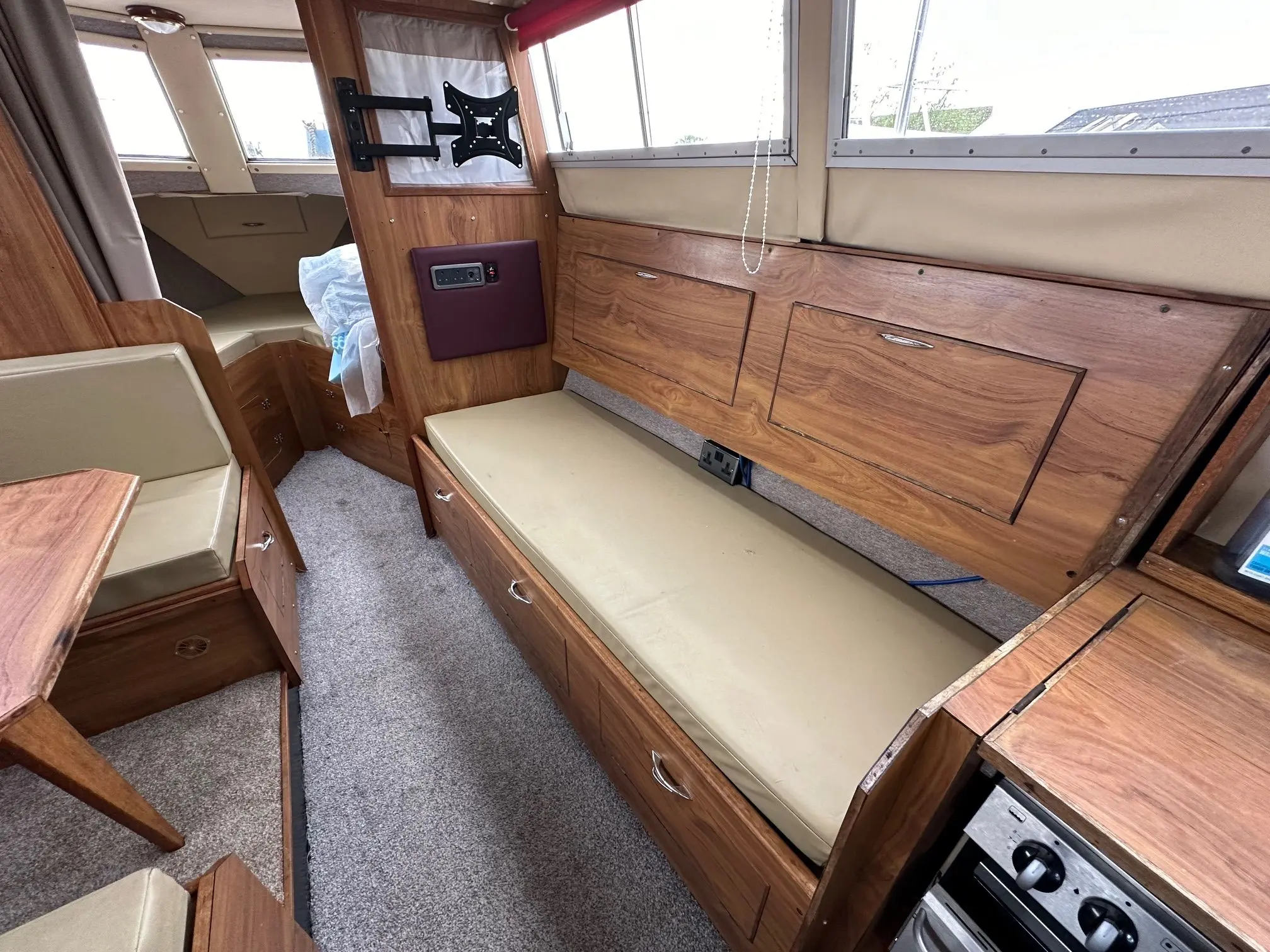 1980 Princess 32