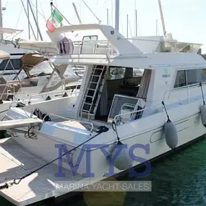 1991 Ferretti Yachts 39 Fly