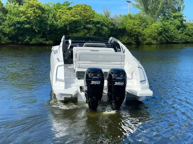 Fairline F Line 33