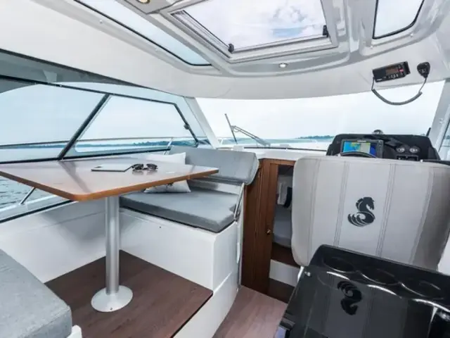 Beneteau Antares 9