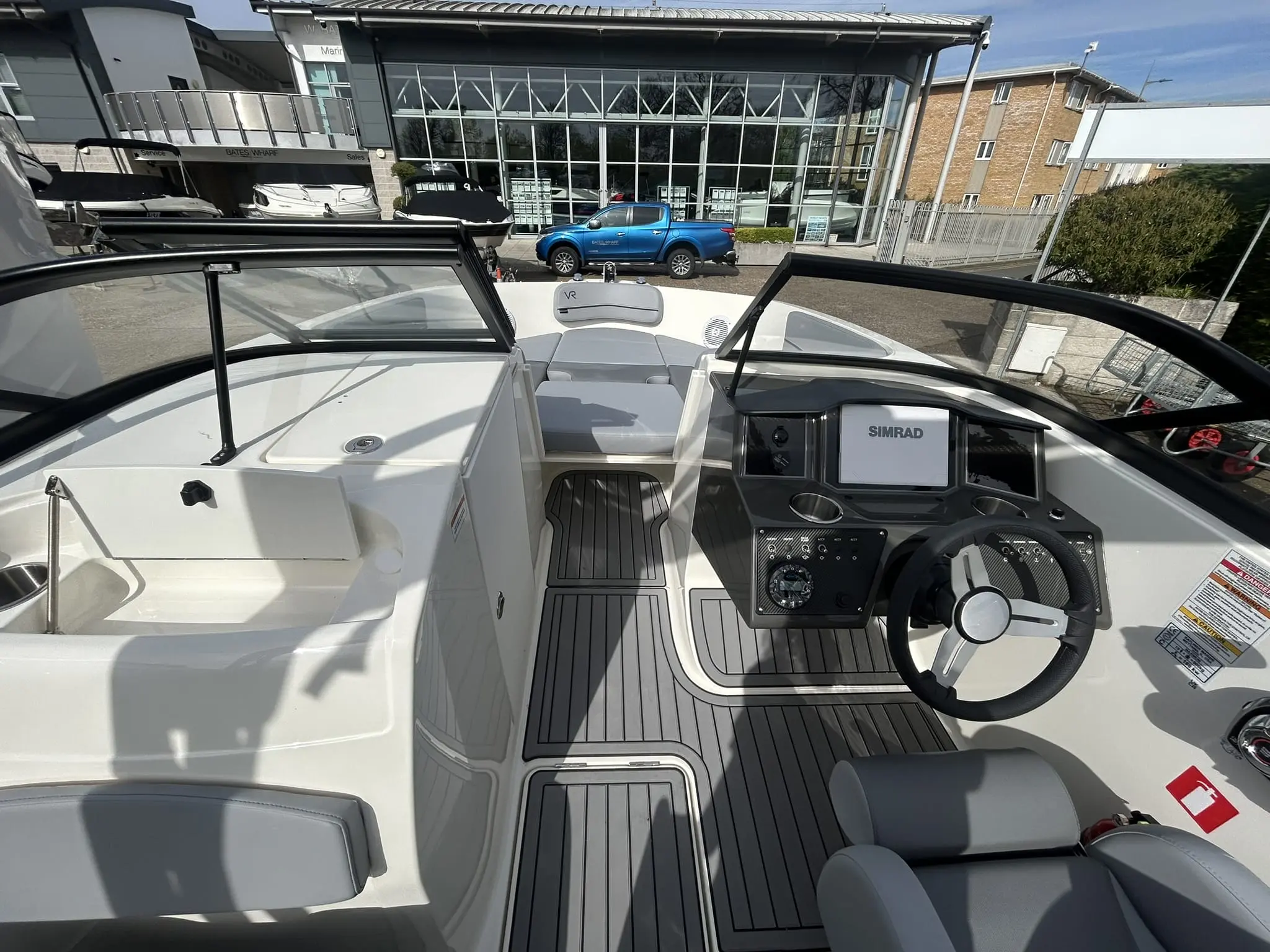 2024 Bayliner vr6