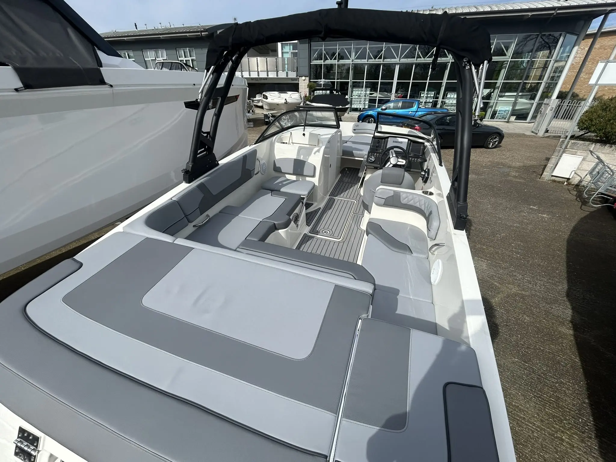 2024 Bayliner vr6