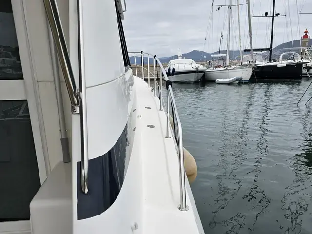 Riviera 43