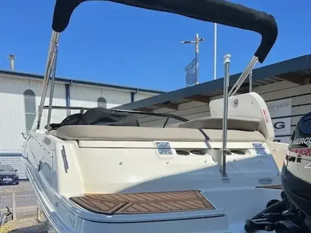 Bayliner VR5 Out board