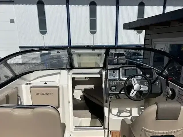 Bayliner VR5 Out board