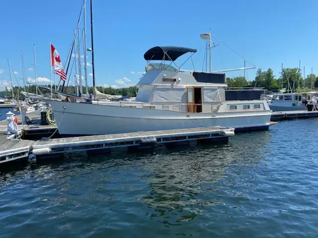 Grand Banks Motor Yacht