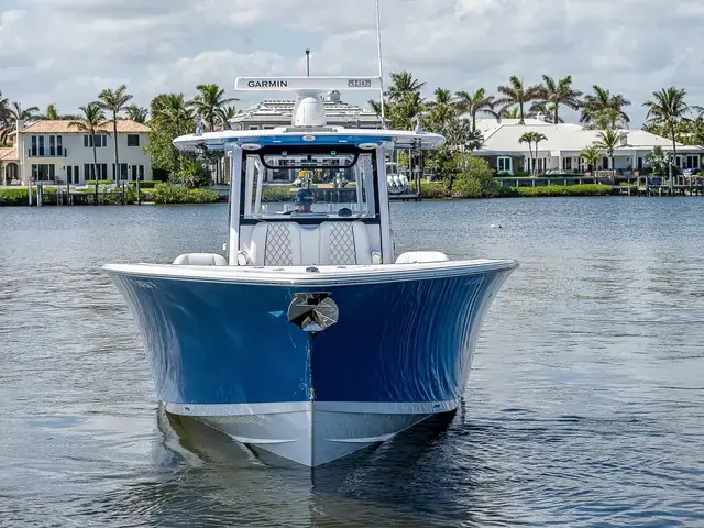 Sportsman Open 352 Center Console