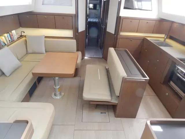 Beneteau  57