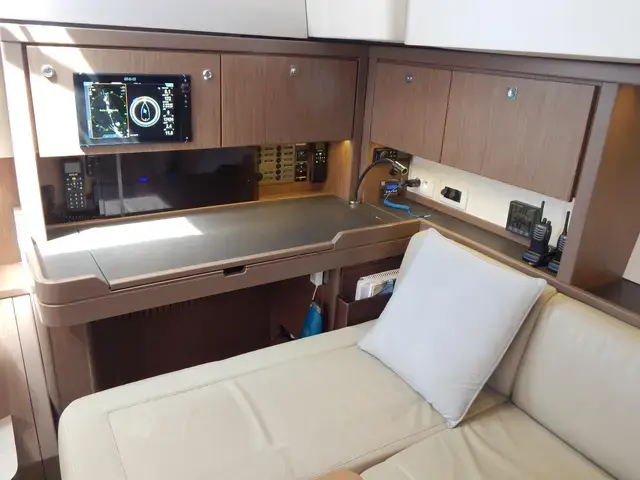 Beneteau  57