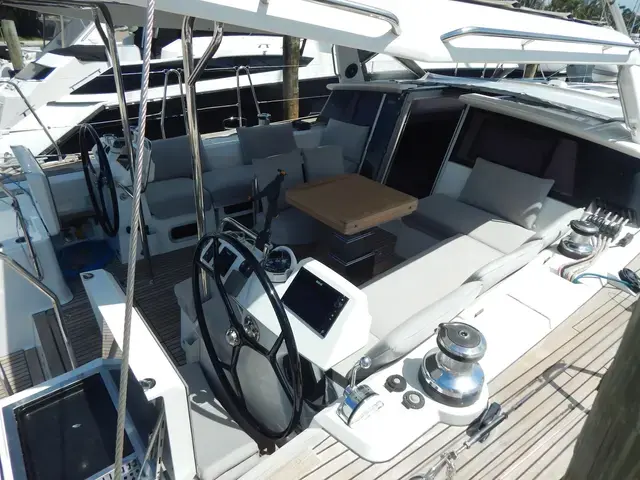 Beneteau  57