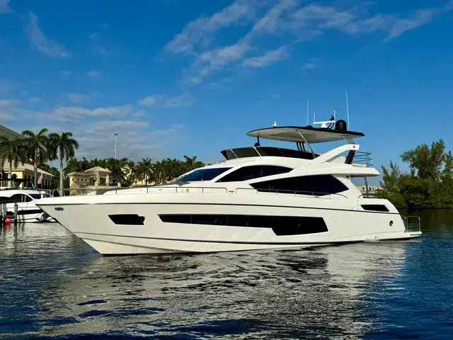 Sunseeker 75 Yacht