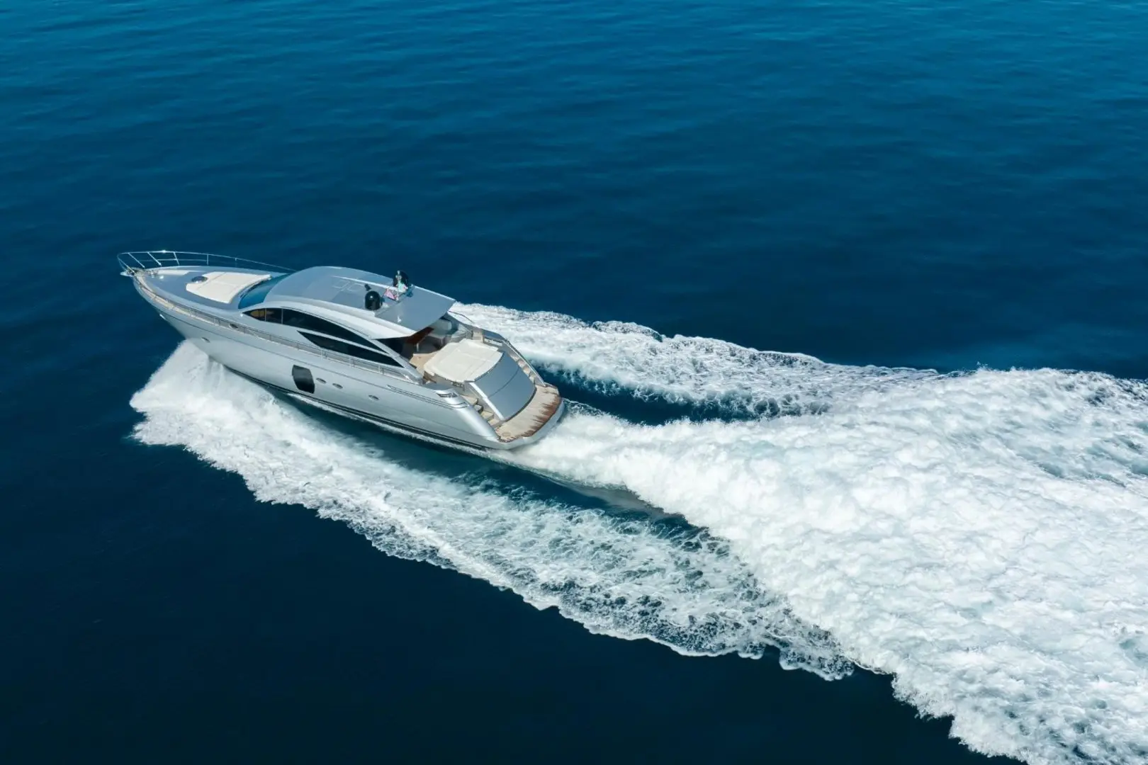 2009 Pershing 64