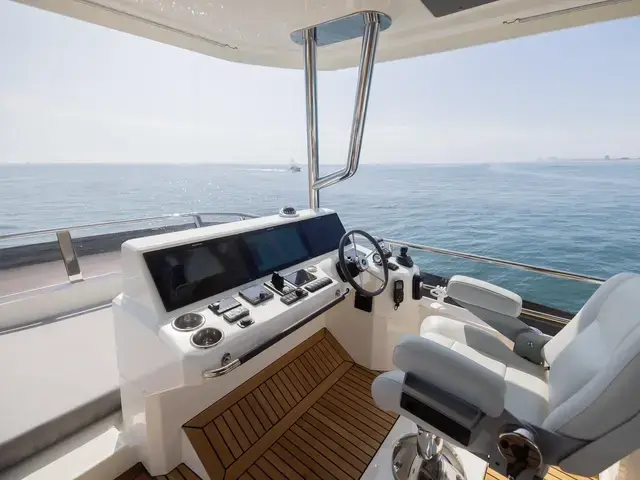 Beneteau Grand Trawler  62