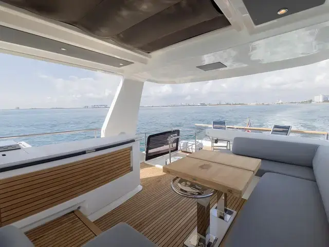 Beneteau Grand Trawler  62