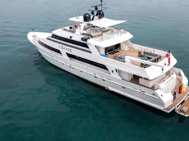 Heesen 125'