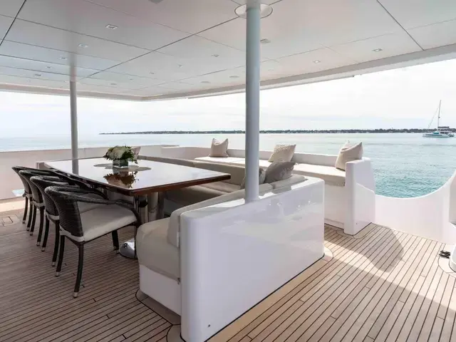 Heesen 125'