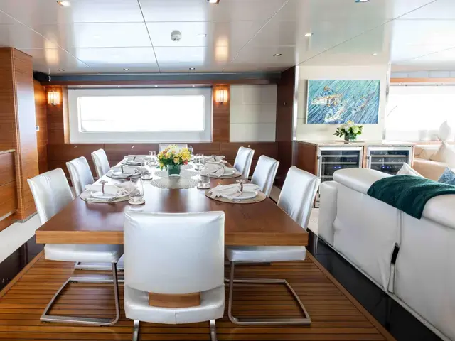 Heesen 125'