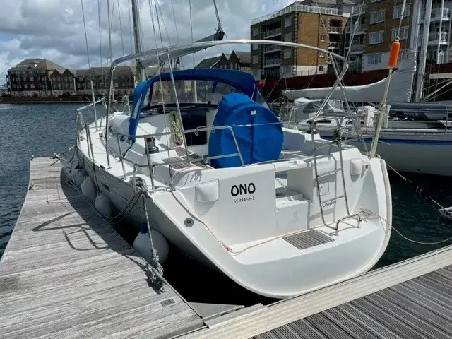 Beneteau Oceanis Clipper 393