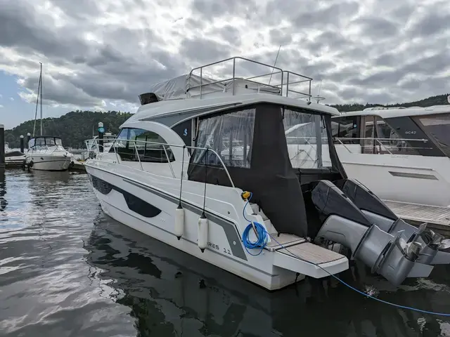 Beneteau Antares 11 Fly