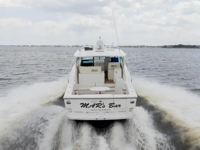 Tiara 41'