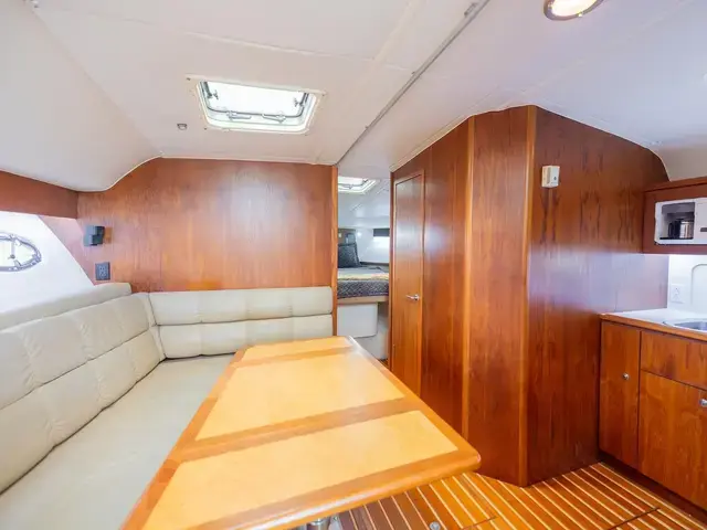 Tiara 41'