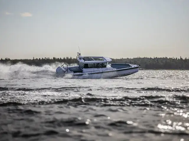 Axopar 28 Cabin