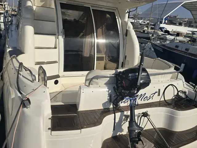 Sealine F 33