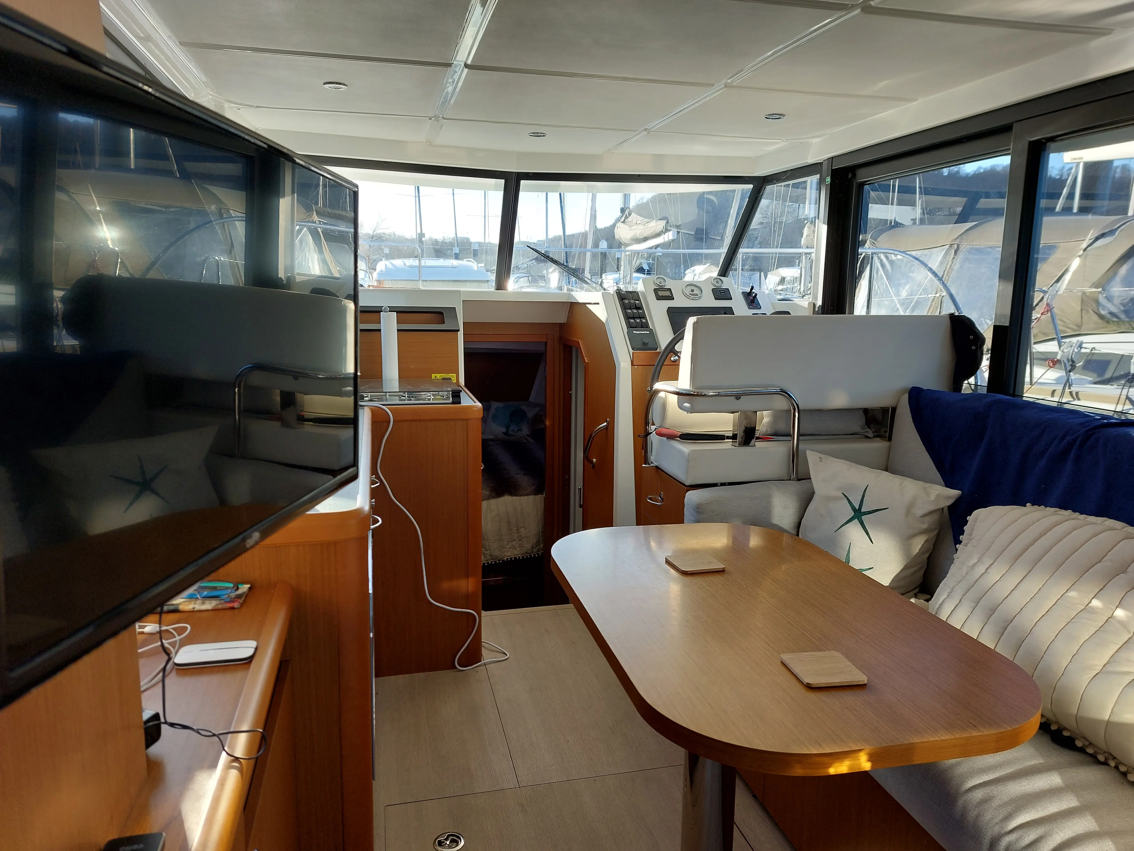 2019 Beneteau swift trawler 30