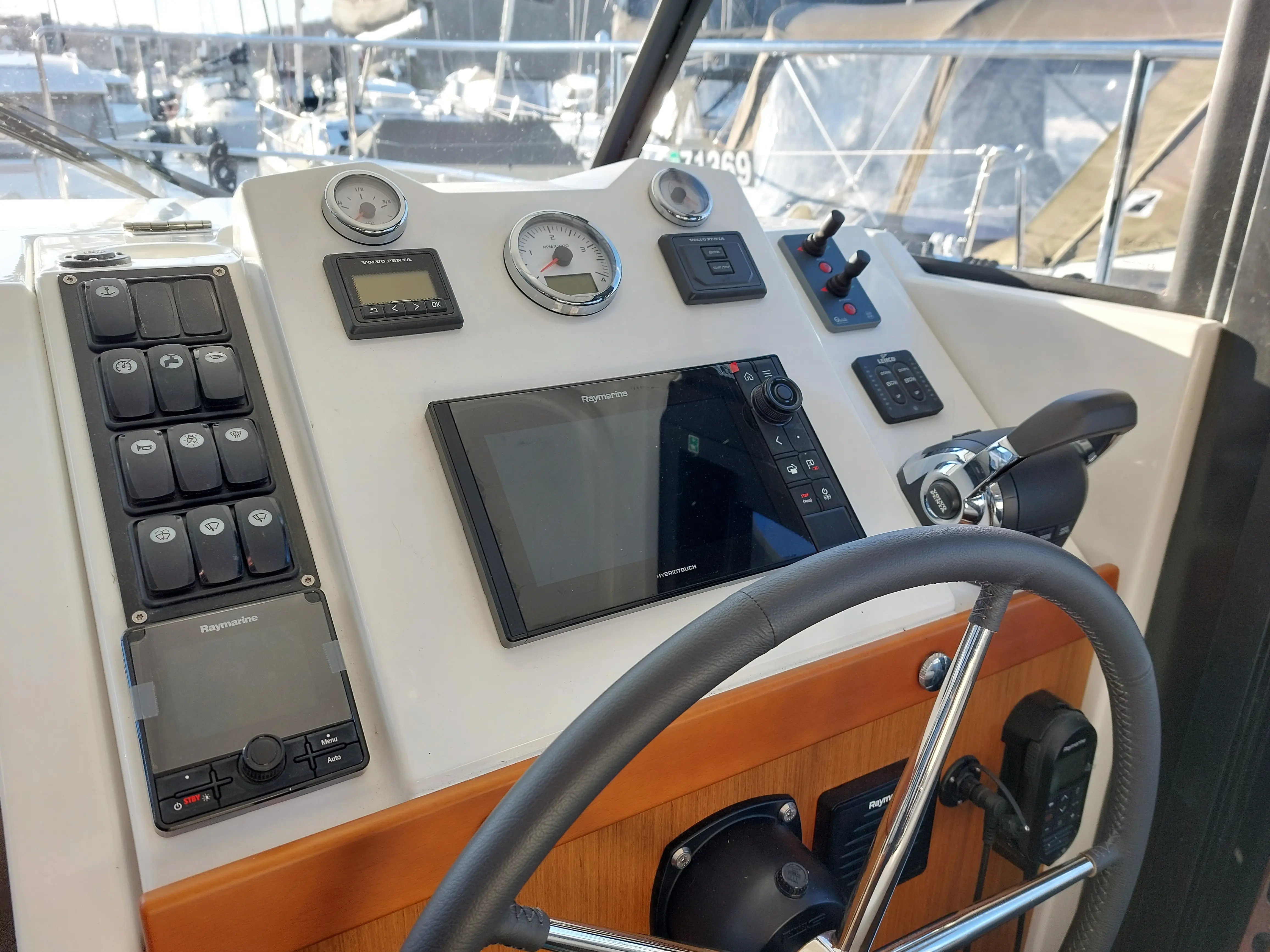 2019 Beneteau swift trawler 30