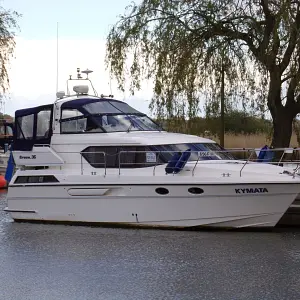 1993 Broom Boats 36