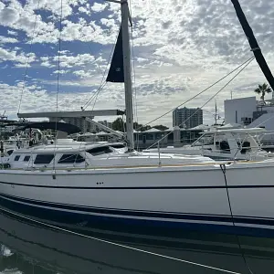 2003 Hunter 426 Deck Salon