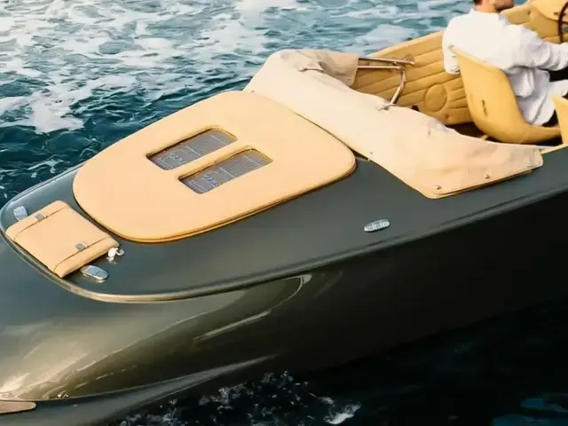 Seven Seas Yachts Hermes Speedster