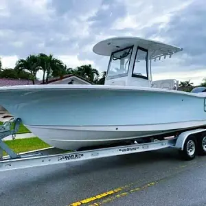 2021 Sea Hunt Boats Ultra 255 SE
