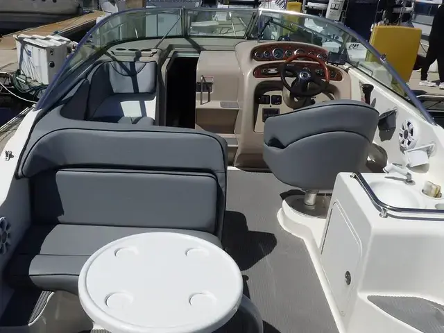 Sea Ray 260 Sundancer