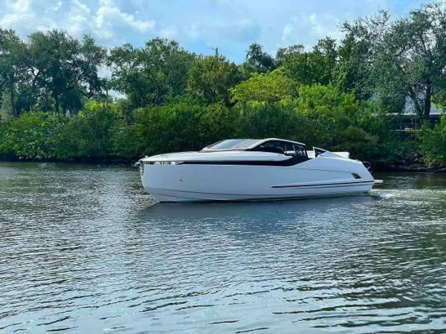 2021 Fairline f line 33