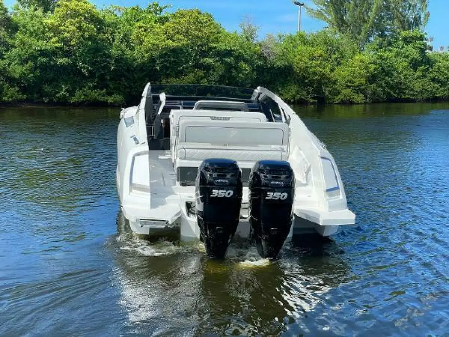 2021 Fairline f line 33