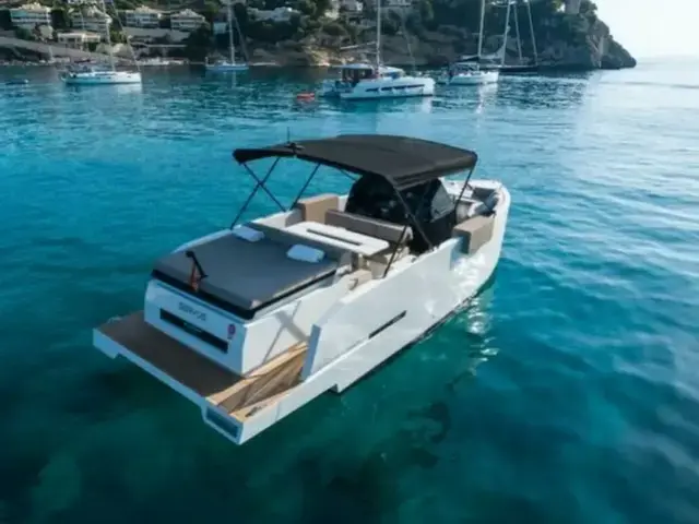 De Antonio Yachts D28 Open