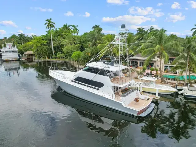 Hatteras 82 Convertible