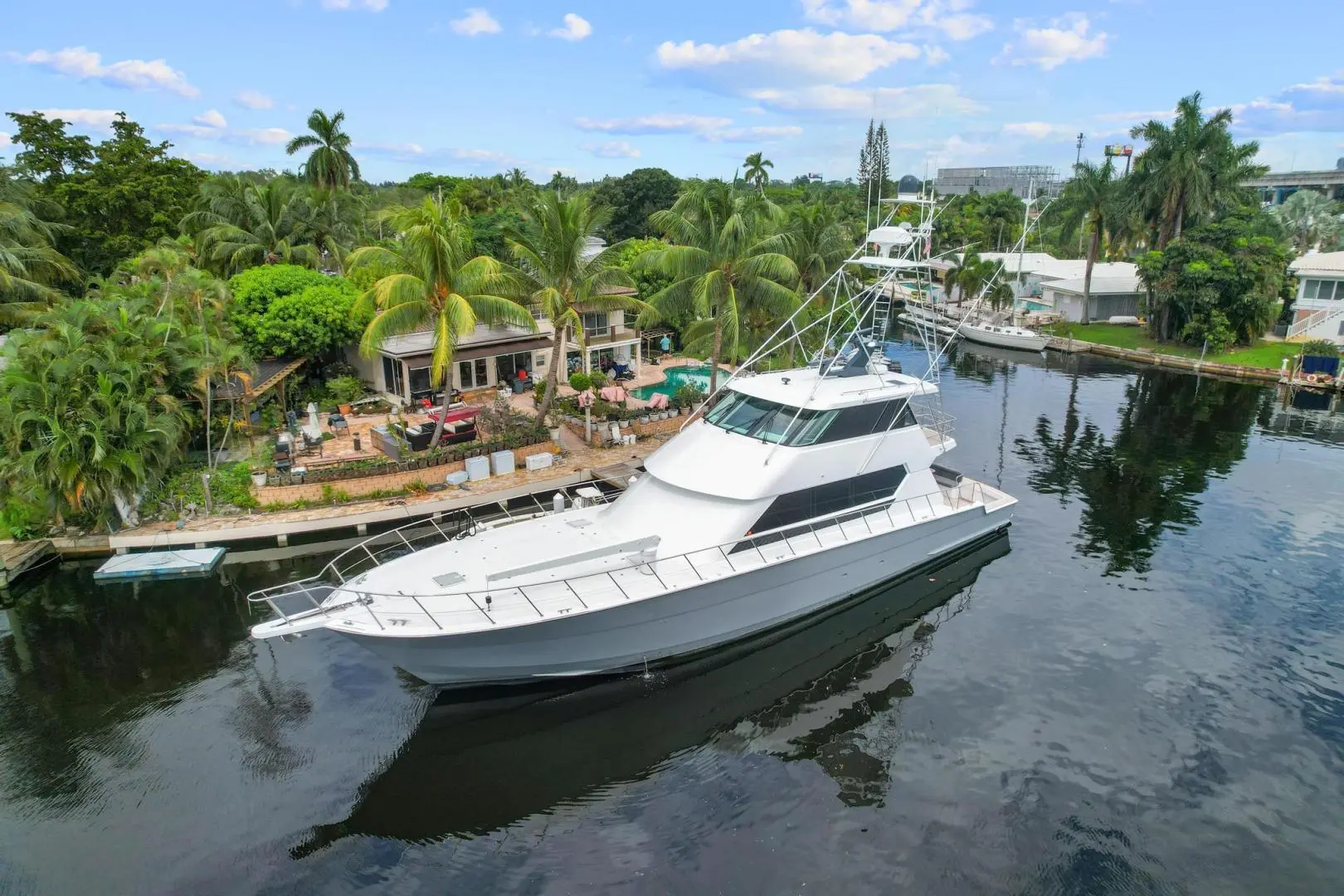 1998 Hatteras 82 convertible