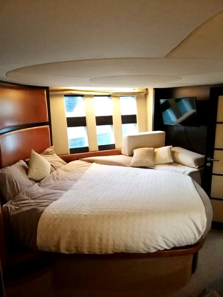 2009 Azimut 62