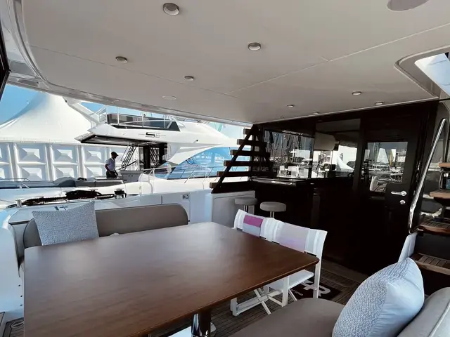 Azimut Magellano 60