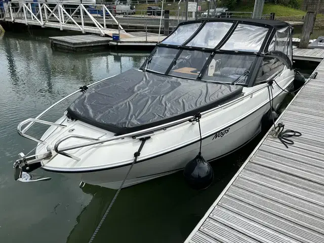 Parker Boats 630 DC