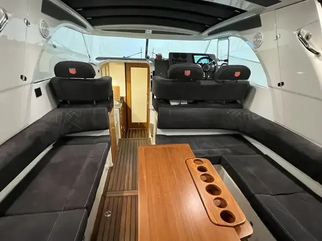 Marex 310 Sun Cruiser