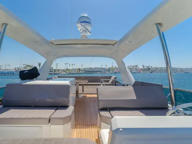 Prestige 63'