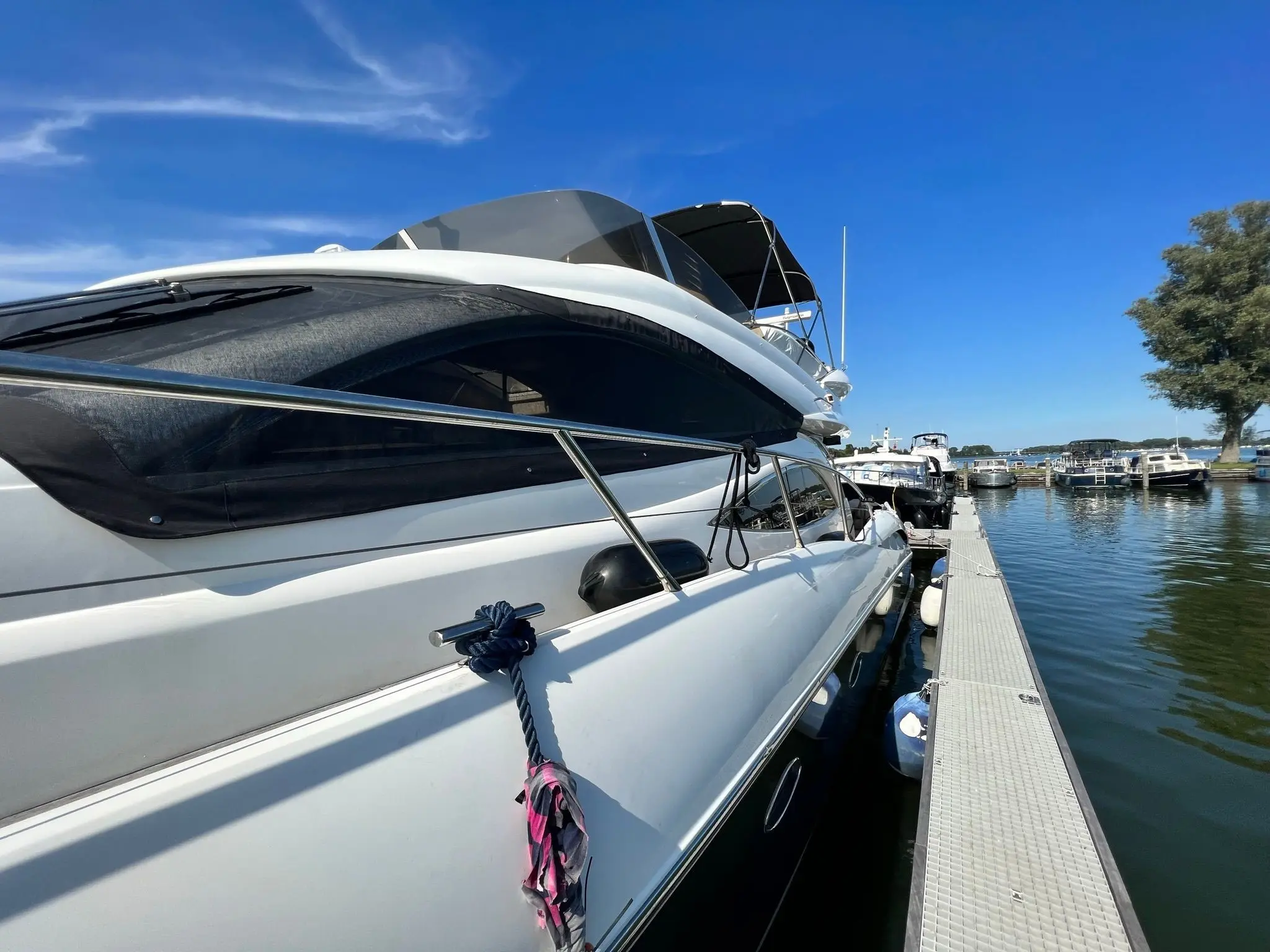 2000 Sunseeker manhattan 56