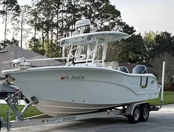 2021 Sea Fox 268 commander