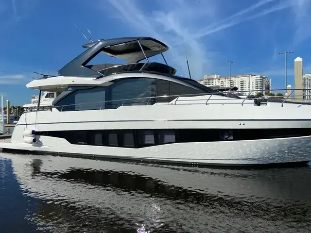 Astondoa Flybridge 66