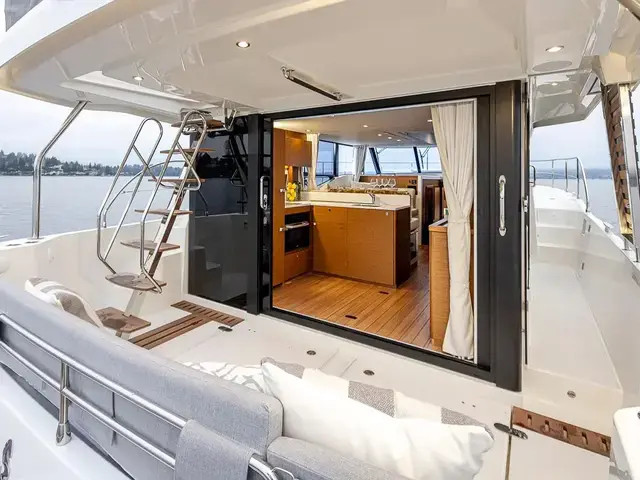 Beneteau Swift Trawler 48