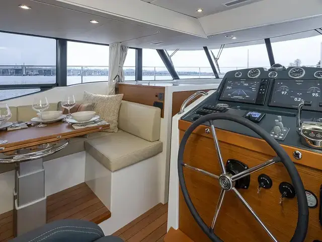 Beneteau Swift Trawler 48