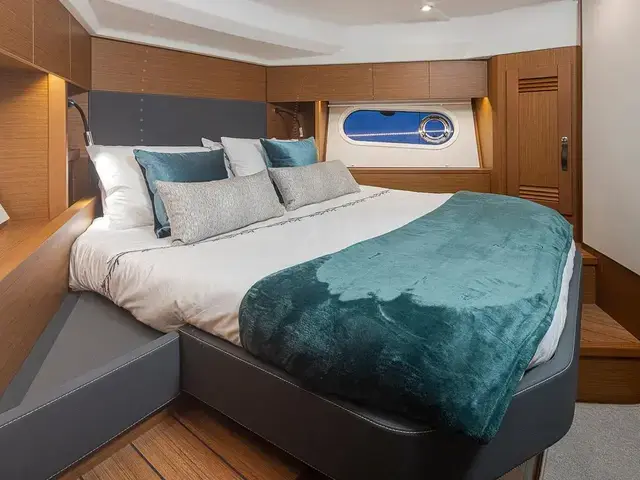 Beneteau Swift Trawler 48